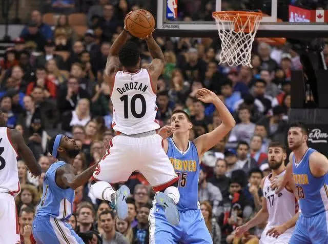 让整个赛场 让整个赛场