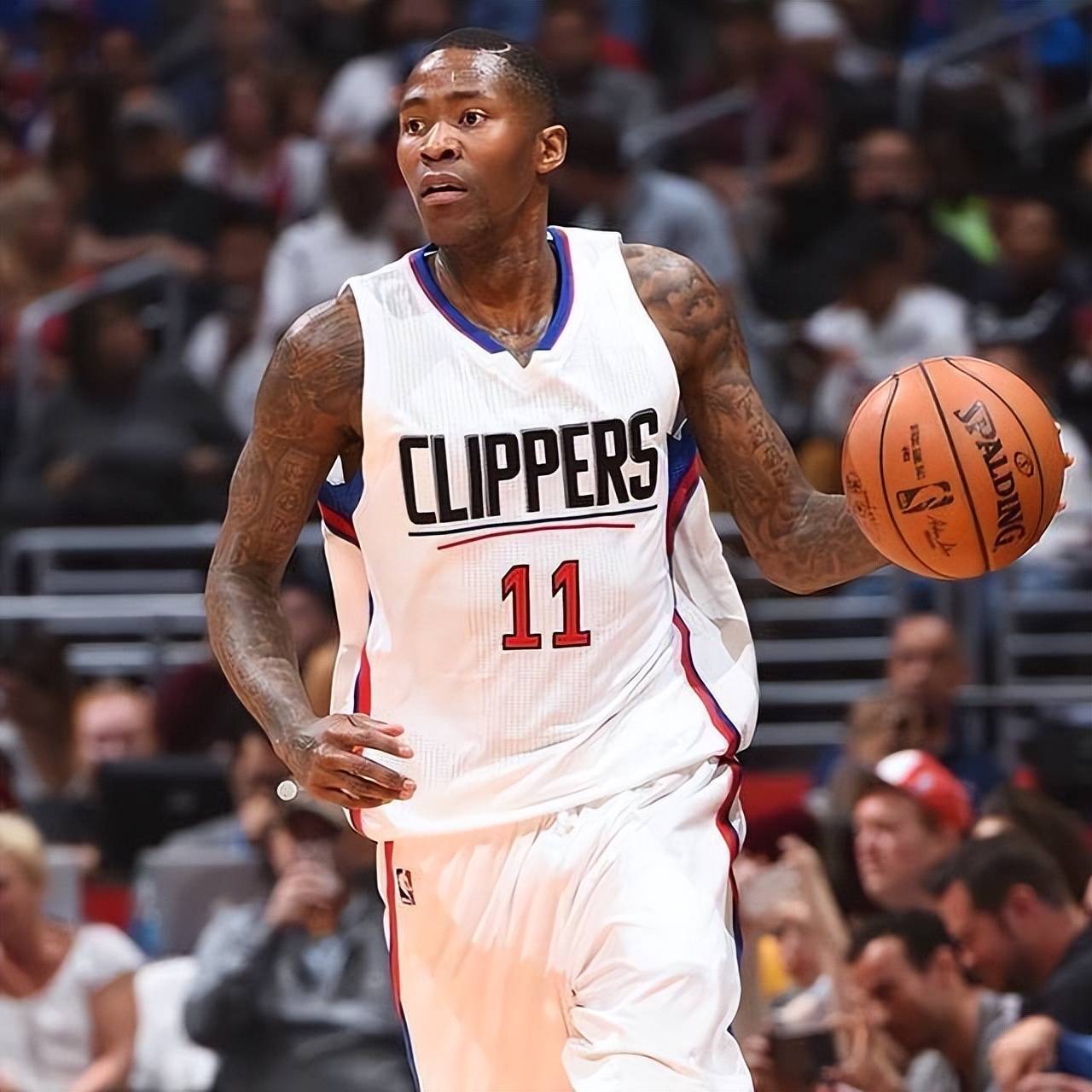 边锋积极回 边锋积极回