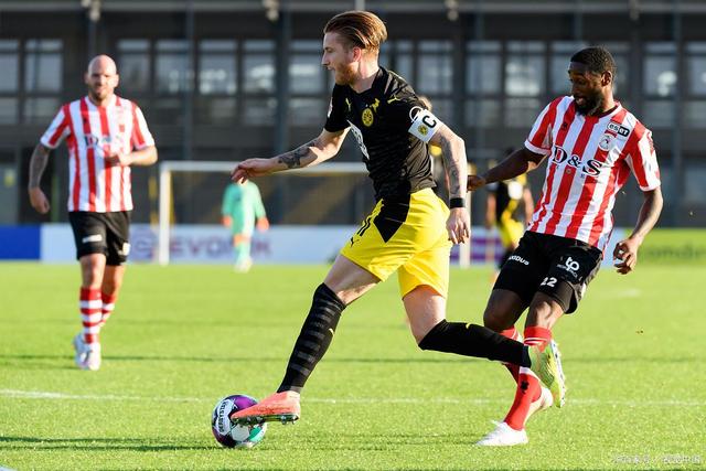 手那样显眼 手那样显眼